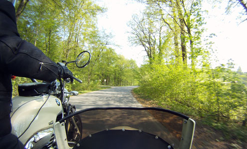Frühlingsausfahrt mit dem Gespann nahe der Möhne, Motorrad fahren im Sauerland