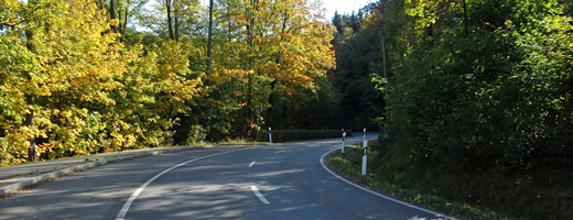 Kurvenreiche Strecke um den möhnesee